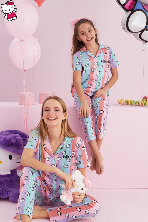 Lisanslı %100 Pamuk Çok Renkli Düğmeli Pijama Takım