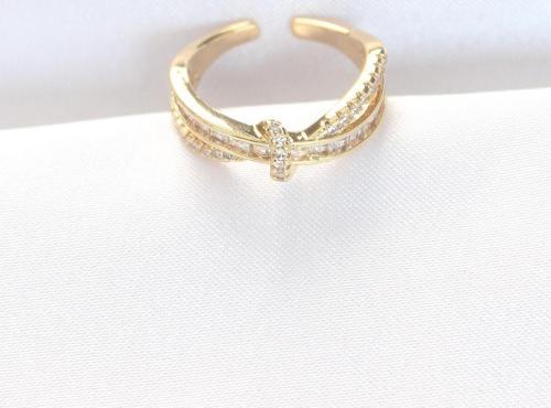 Kıvrım Model Gold Renk Zirkon Taşlı Ayarlanabilir Yüzük - TJ-BYK3107