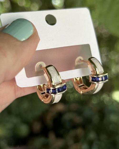 BYM118 C Model Mini Sedef Gold Renk Lacivert Taşlı Halka Kadın Çelik Küpe