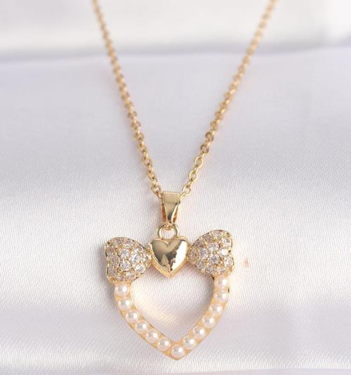 316L Çelik Zincir Altın Renk İnci Taş Detay Zirkon Taşlı Kalp Kolye - EBJ240601W24606