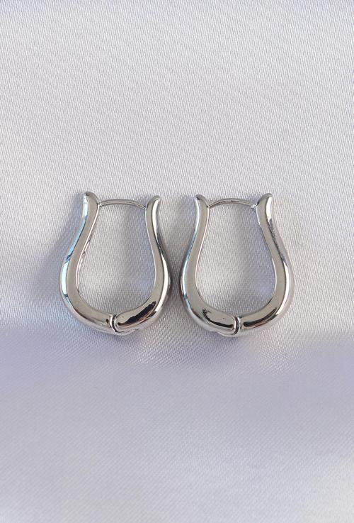 Pirinç Gümüş Renk İçi Boş Gül Küpe - EBJ240601W24752