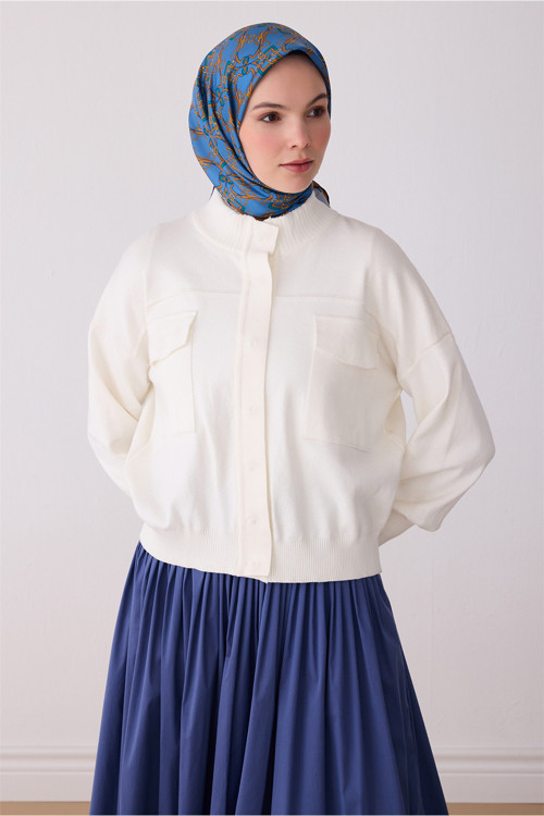 Çok Renkli Klasik Desen %100 Twill İpek Eşarp 4328 - 04