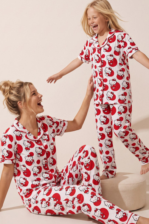 Hello Kitty Lisanslı %100 Pamuk Pembe Çok Renkli Düğmeli Biyeli Pijama Takım 26120451