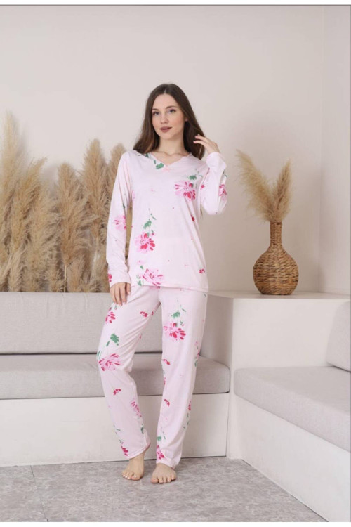 Kadın Büyük Beden Kadın Çiçek Desenli Uzun Kollu Pijama Takımı Oyalı Yaka Detaylı Ev Giyimi Seti Battal Beden 2'Li Model Penye Biye Süslemeli V Yaka Rahat Kesim Ev Giyim Çeyizlik Homewear