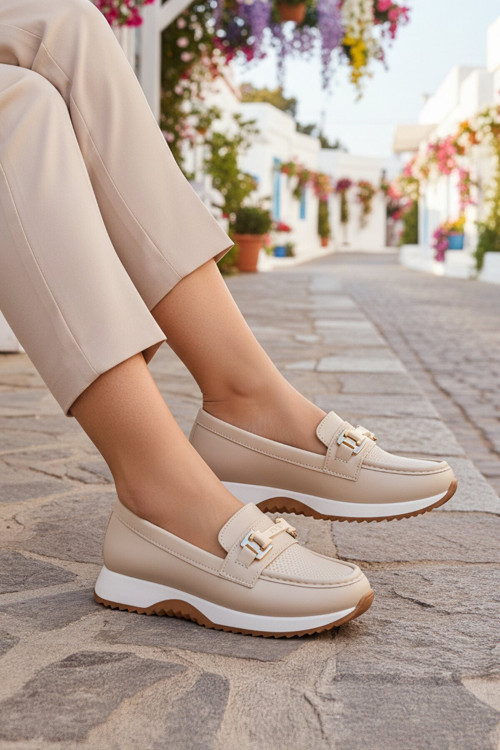 Bej Kalın Rahat Tabanlı Tokalı Kadın Casual Ayakkabı Loafer 067