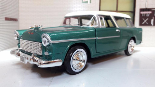 Motormax 1955 Chevrolet Bel Air Nomad 1/24 Yeşil Model Araba