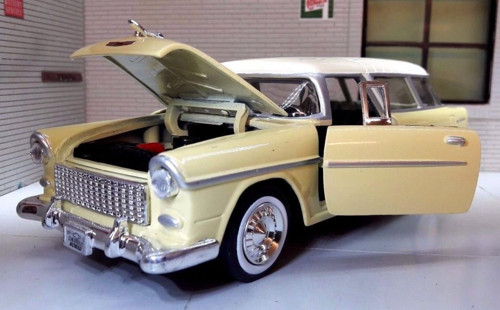 Motormax 1955 Chevrolet Bel Air Nomad 1/24 Krem Model Araba