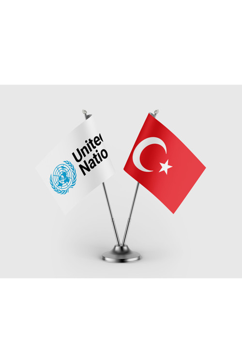 Birleşmiş Milletler ve Türkiye Bayrağı İkili Saten Masa Bayrağı Takımı