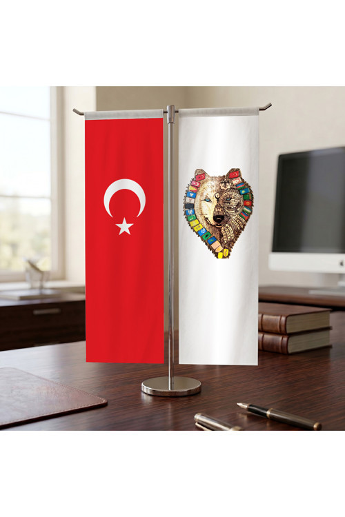 Kurt Silüeti ve Türk Bayrağı Kırlangıç T tipi Masa Bayrak Takımı