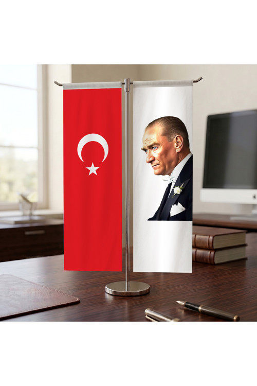 Takım Elbiseli Atatürk ve Türk Bayrağı Kırlangıç T tipi Masa Bayrak Takımı