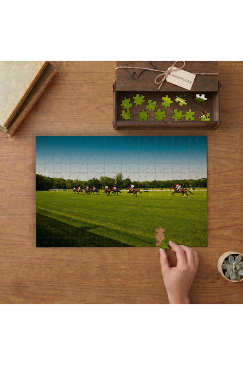 At Yarışı- Hayvan- Binicilik Tasarımı 240 parça Ahşap Puzzle Ahşap Kutuda MP00190