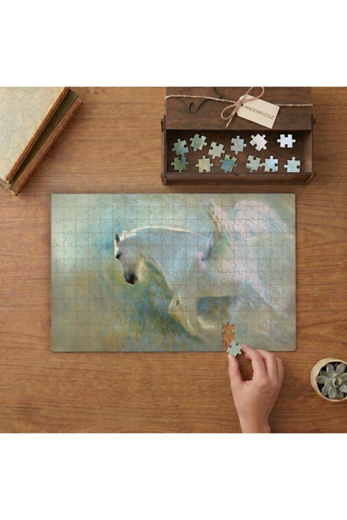 Beyaz Kanatlı At Tasarımı 240 parça Ahşap Puzzle Ahşap Kutuda MP05025