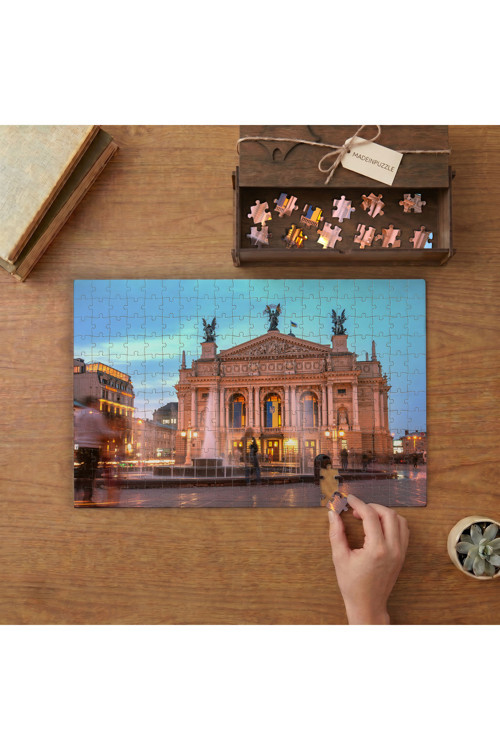 Beyaz Saray - Ukrayna Tasarımı 240 parça Ahşap Puzzle Ahşap Kutuda MP02912