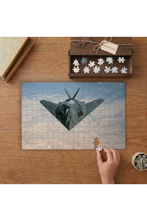 Bombardıman Uçağı Tasarımı 240 Parça Ahşap Puzzle Ahşap Kutuda MPY10072