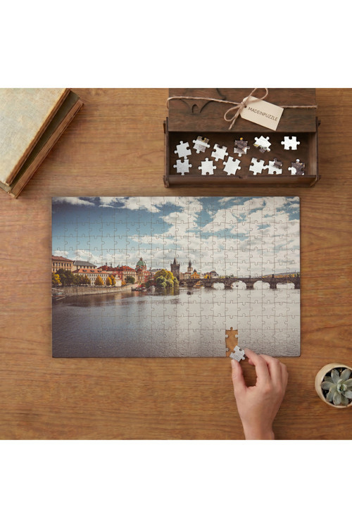 Charles Köprüsü Pra Tasarımı 240 parça Ahşap Puzzle Ahşap Kutuda MP00192