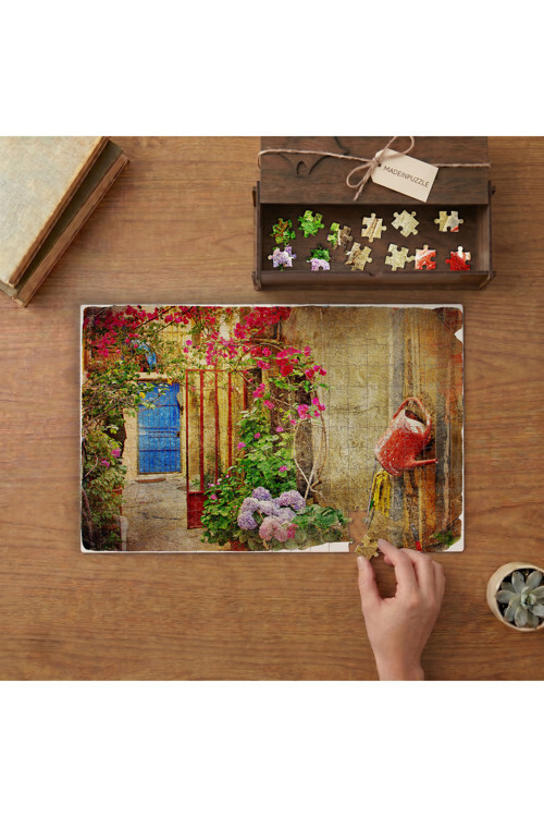 Çiçekli Ev - Retro Ev Tasarımı 240 parça Ahşap Puzzle Ahşap Kutuda MP01184