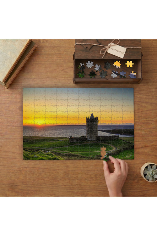Doolin,İrlanda-Kale Tasarımı 240 parça Ahşap Puzzle Ahşap Kutuda MP00887