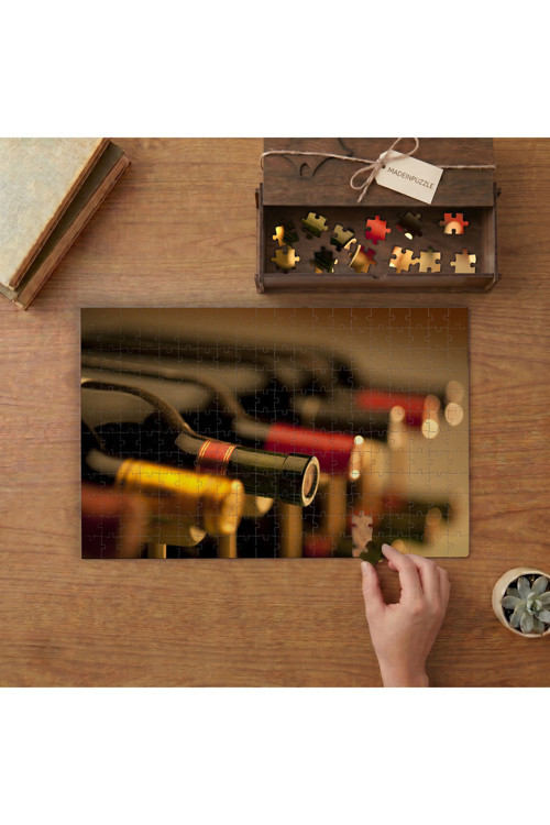 Dizili Şarap Şişeleri Tasarımı 240 parça Ahşap Puzzle Ahşap Kutuda MP01466