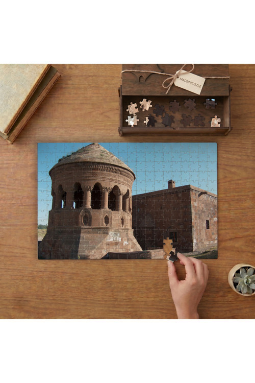 Emir Bayındır Kümbeti Tasarımı 240 parça Ahşap Puzzle Ahşap Kutuda MP07050