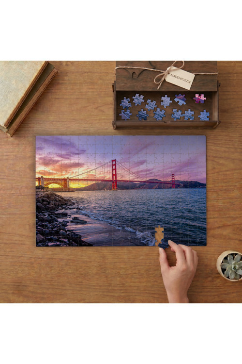 Golden Gate Köprüsü - Deniz Kenarı Tasarımı 240 parça Ahşap Puzzle Ahşap Kutuda MP04189