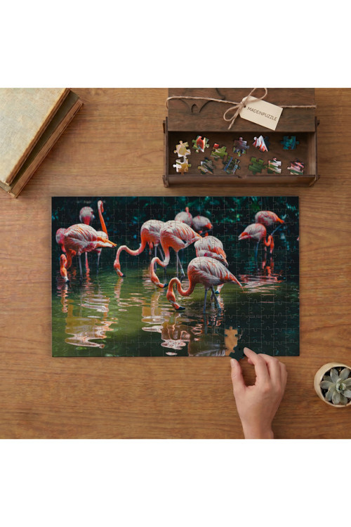 Gölden Su İçen Flamngolar Tasarımı 240 Parça Ahşap Puzzle Ahşap Kutuda MPY40331