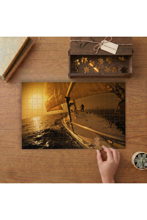Günbatımında Tekne- Yelken Tasarımı 240 parça Ahşap Puzzle Ahşap Kutuda MP00522