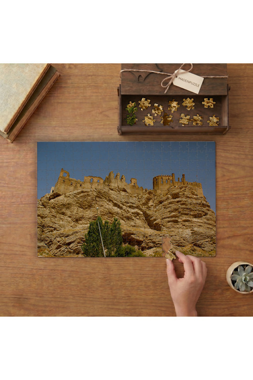Hoşap Kalesi - Van Tasarımı 240 parça Ahşap Puzzle Ahşap Kutuda MP08783