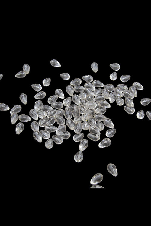 8x13 mm Damla Akrilik Açık Krem (25 gr 60 Adet)