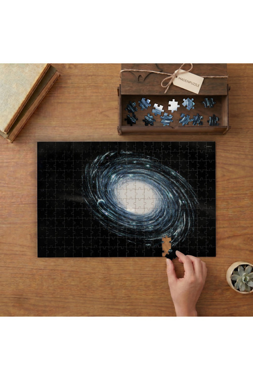 Karadelik - Galaksi - Gezegenler - Uzay Tasarımı 240 Parça Ahşap Puzzle Ahşap Kutuda MPY40350