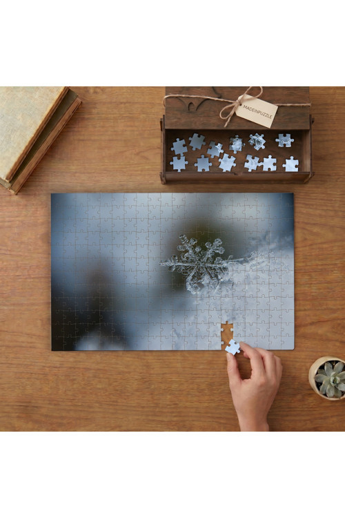 Kar Tanesi- Kristal Tasarımı 240 parça Ahşap Puzzle Ahşap Kutuda MP01440