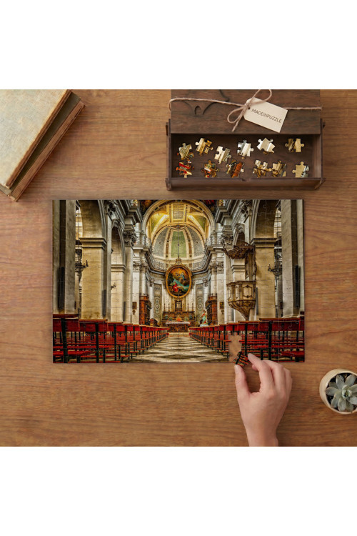 Katedral Kilisesi - Hristiyanlık Tasarımı 240 parça Ahşap Puzzle Ahşap Kutuda MP05346