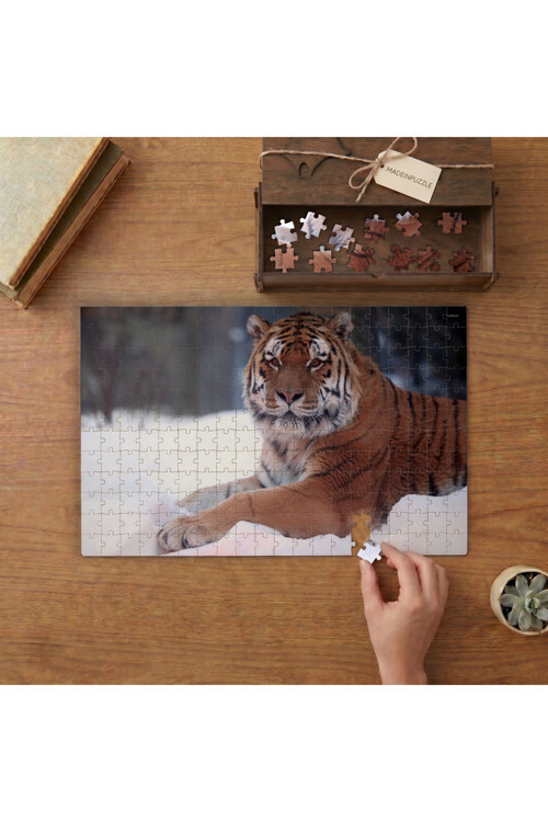 Karda Yatan Kaplan Tasarımı 240 Parça Ahşap Puzzle Ahşap Kutuda MPY60405