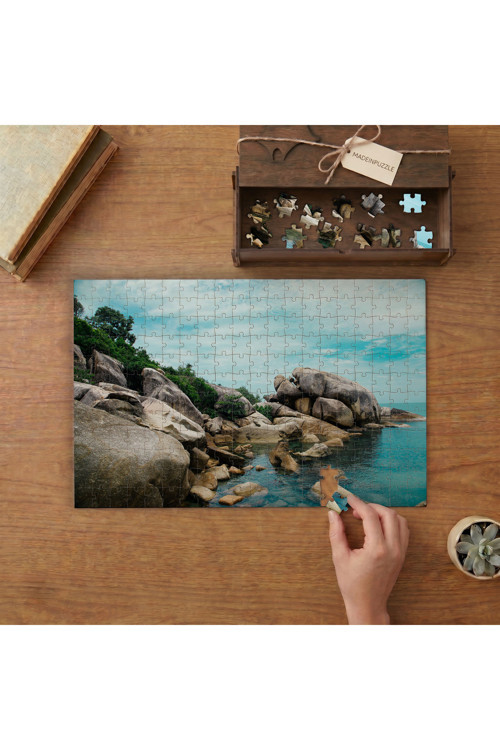 Kayalıklar - Deniz Kıyısı Tasarımı 240 parça Ahşap Puzzle Ahşap Kutuda MP04825
