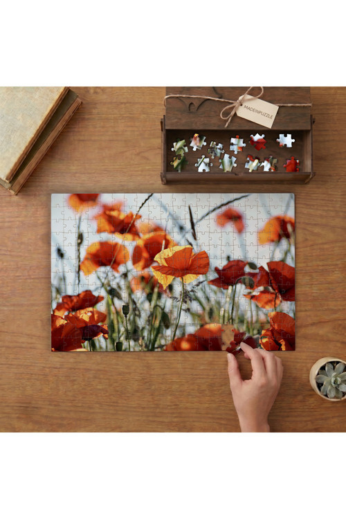 Kırmızı Gelincikler- Çiçek Tasarımı 240 parça Ahşap Puzzle Ahşap Kutuda MP00060