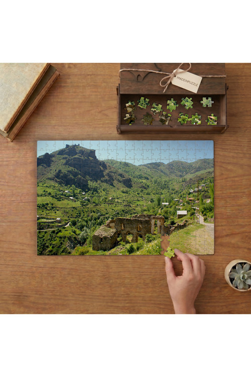 Kazıkbeli Yaylası - Gümüşhane - Doğa Manzarası Tasarımı 240 parça Ahşap Puzzle Ahşap Kutuda MP08731