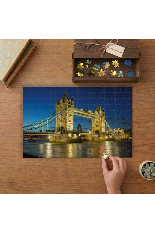 Londra Saat Kulesi Tasarımı 240 parça Ahşap Puzzle Ahşap Kutuda MP01241