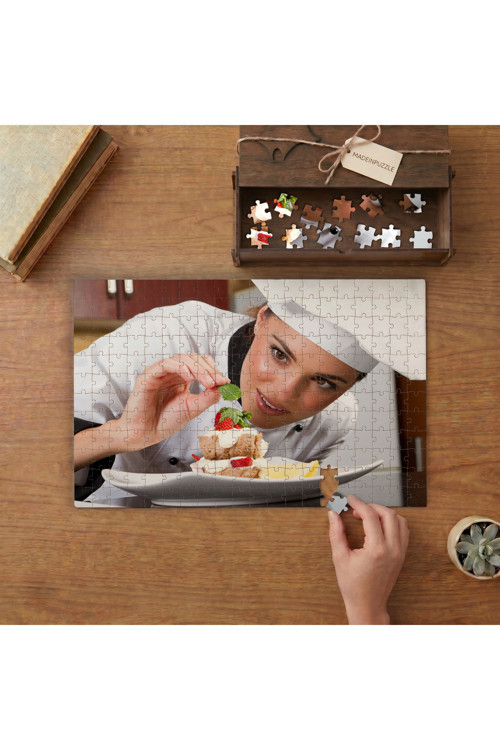 Pasta Yapan Şef Tasarımı 240 parça Ahşap Puzzle Ahşap Kutuda MP00664