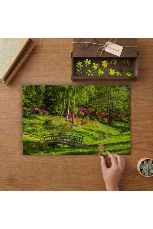 Parktaki Çiçekler - Doğa Tasarımı 240 parça Ahşap Puzzle Ahşap Kutuda MP05057