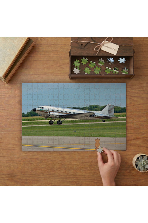Pistte Yolcu Uçağı Tasarımı 240 Parça Ahşap Puzzle Ahşap Kutuda MPY10099