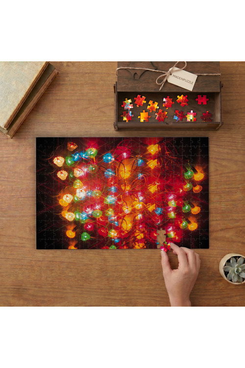 Rengarenk Işıklar Tasarımı 240 parça Ahşap Puzzle Ahşap Kutuda MP00218