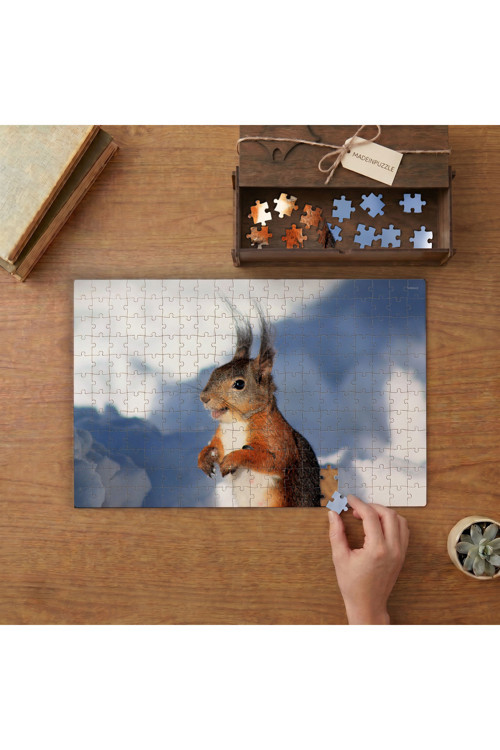 Sevimli Küçük Sincap Tasarımı 240 Parça Ahşap Puzzle Ahşap Kutuda MPY60282