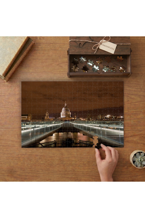 St. Pauls Katedrali İngiltere Tasarımı 240 parça Ahşap Puzzle Ahşap Kutuda MP01587