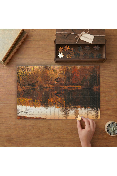 Sonbahar - Göl Kenarı - Ev - Manzara Tasarımı 240 parça Ahşap Puzzle Ahşap Kutuda MP03076