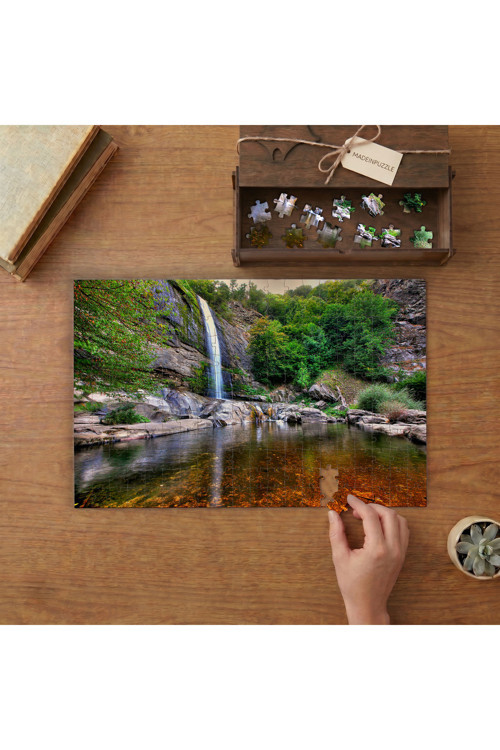 Suuçtu Şelalesi - Dağlar - Manzara Tasarımı 240 parça Ahşap Puzzle Ahşap Kutuda MP02765