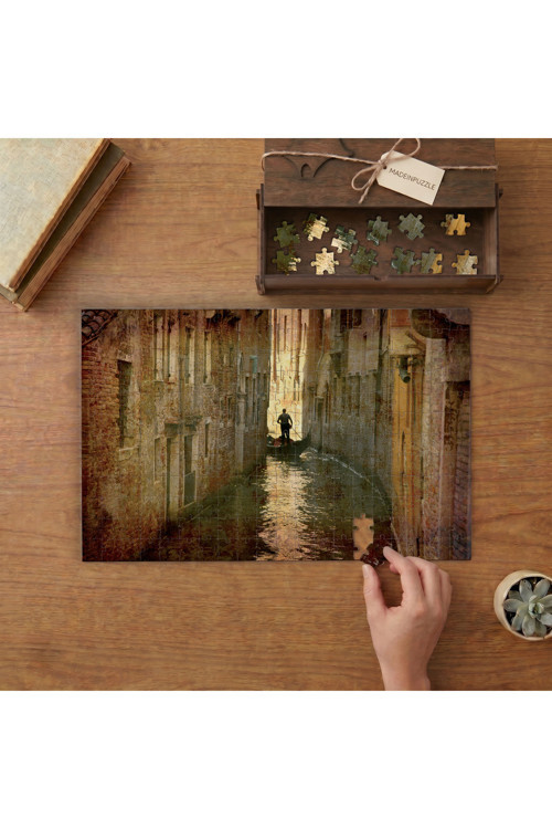 Venedik - Dar Sokaklar - Gondol Tasarımı 240 parça Ahşap Puzzle Ahşap Kutuda MP01354