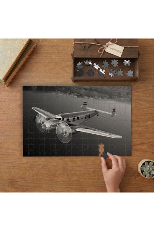 Yolcu Uçağı Gökyüzünde Tasarımı 240 Parça Ahşap Puzzle Ahşap Kutuda MPY20071