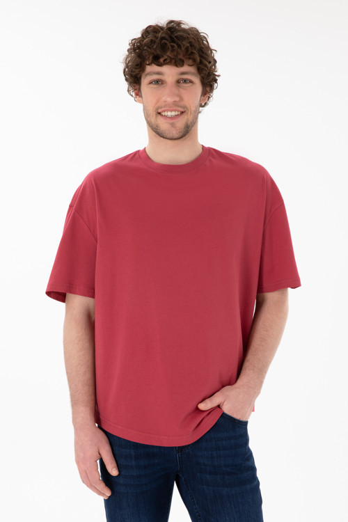 Erkek Long Fit Bisiklet Yaka Vişne Basic Tişört 50305988-VR223