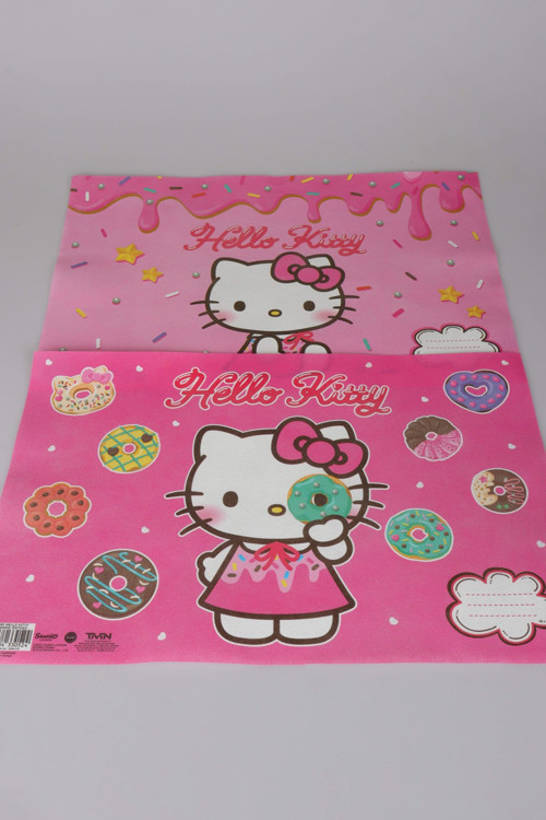 x Dekomus Lisanslı Hello Kitty 2 Adet Beslenme Örtüsü
