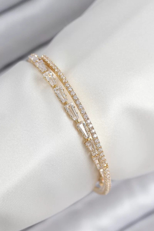 Pirinç Zirkon Taşlı Su Yolu Model Gold Renk Kadın Bileklik - TJ-BB7881