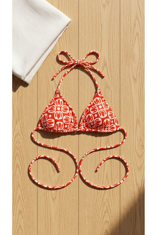 Kadın İpli Bağlamalı Kırmızı Beyaz Desenli Bikini Üst